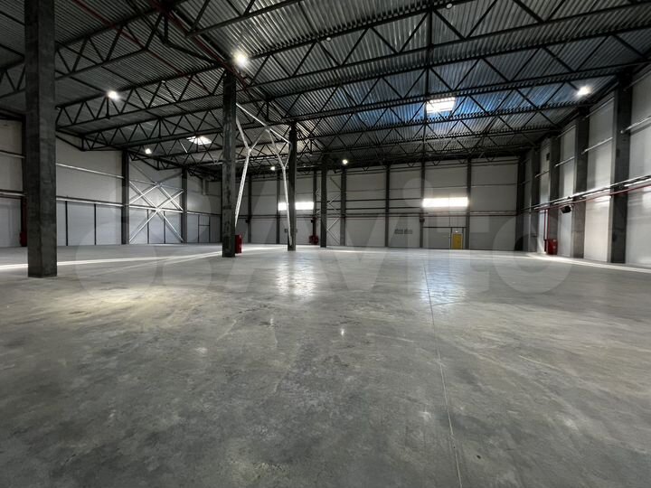 Теплый склад, 1300 м²