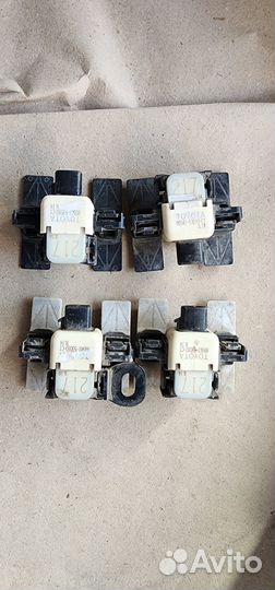 Датчики парктроника парковки на lexus gs350 (L10)