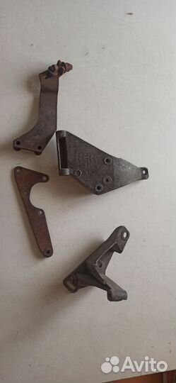 Авто крепеж насоса гура