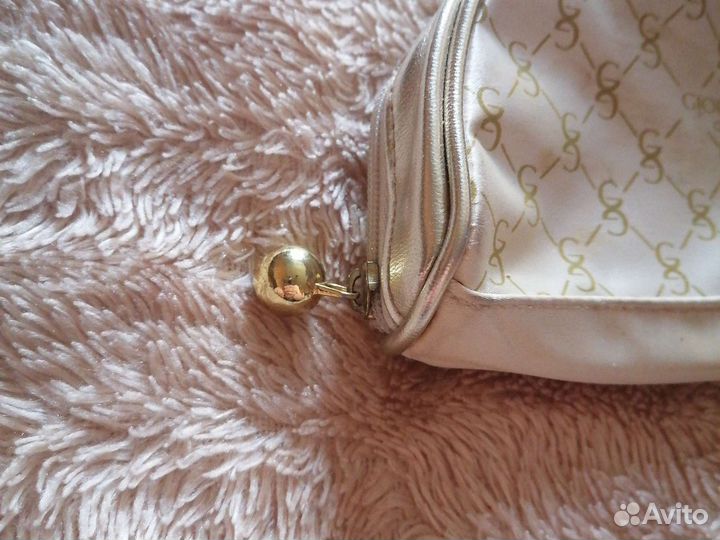 Косметичка новая