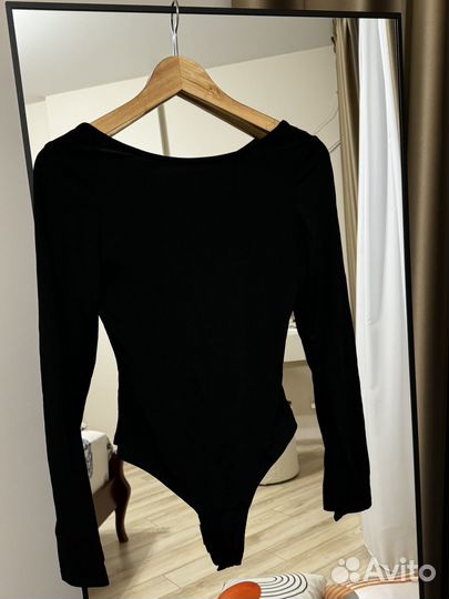 Боди с открытой спиной