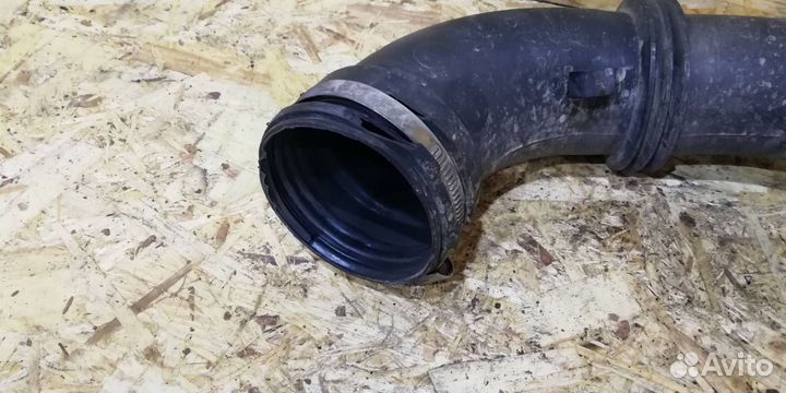 Патрубок (трубопровод, шланг) Renault Megane 2