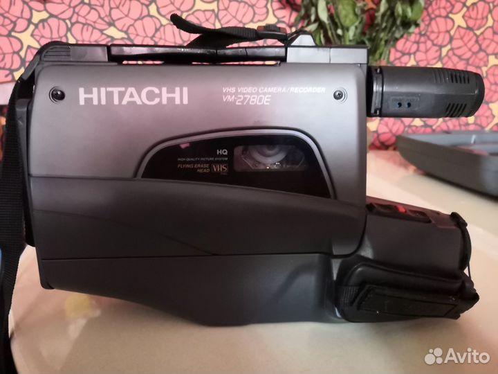 Видеокамера hitachi
