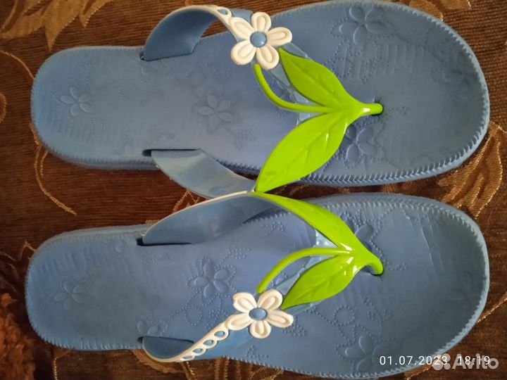 Детям для плавания тапочки, маски с трубкой, ласты