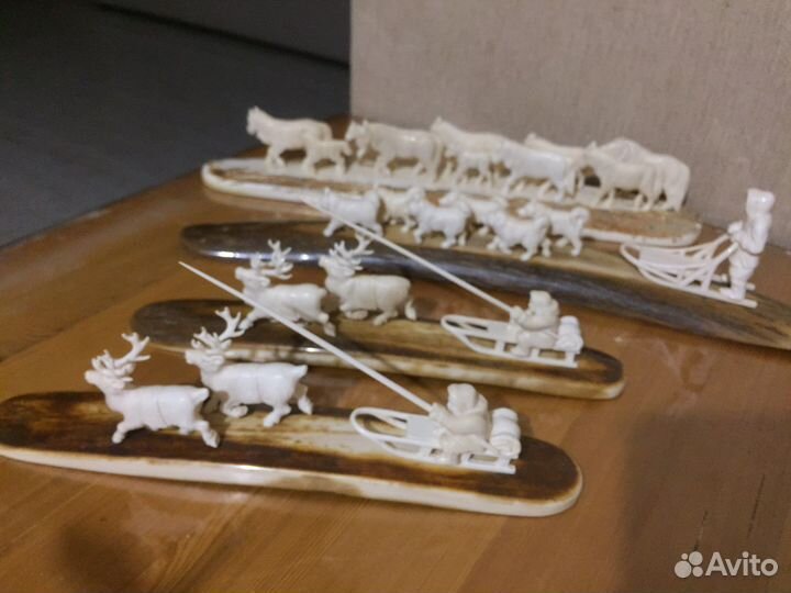 Из кости мамонта