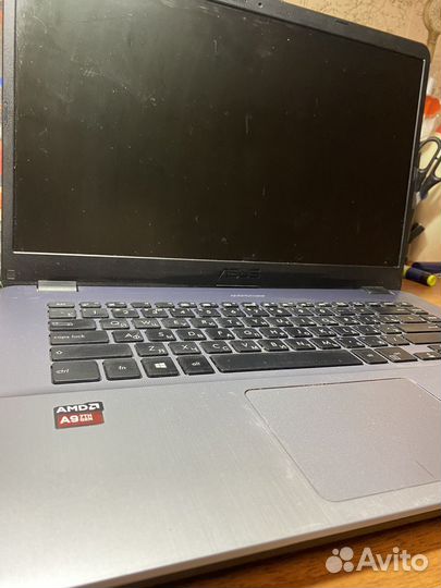 Ноутбук asus