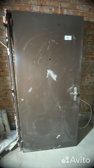 Дверь входная железная бу