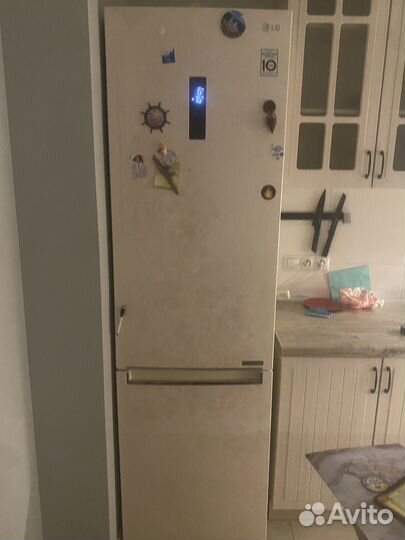 Холодильник LG