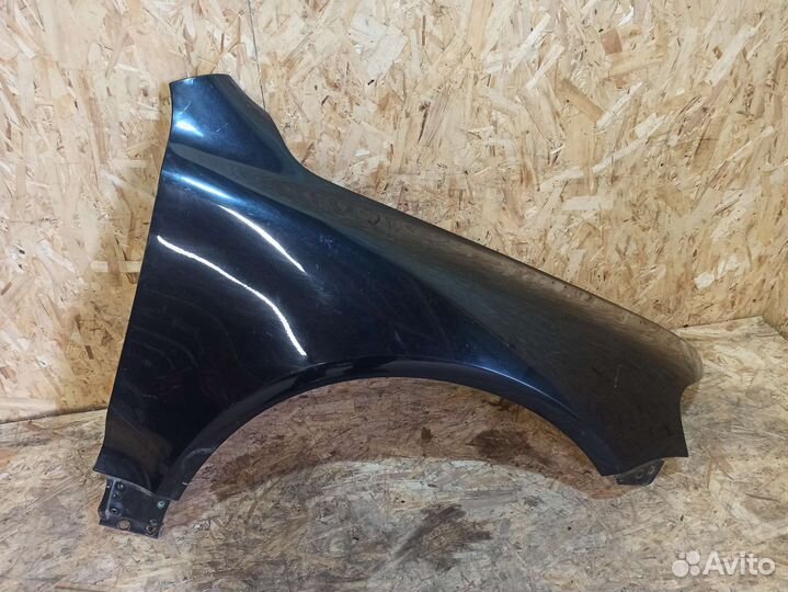 Крыло переднее правое Volkswagen Touareg 1 7L