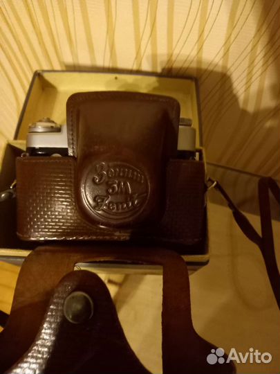 Зеркальный пленочный фотоаппарат Зенит 3м