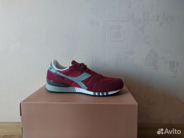 Diadora Titan 