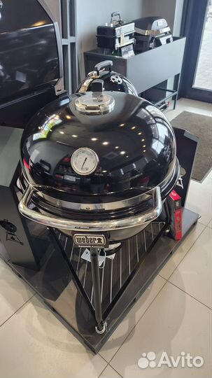 Гриль угольный Weber summit kamado E6