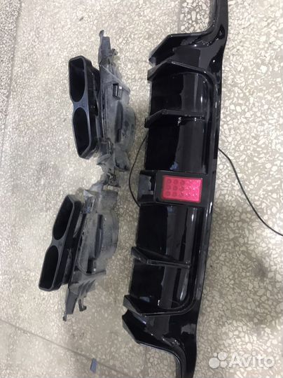 Задний диффузор с Насадками Brabus на E213