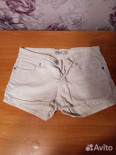 Джинсовые шорты