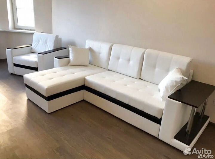 Диван кожаный