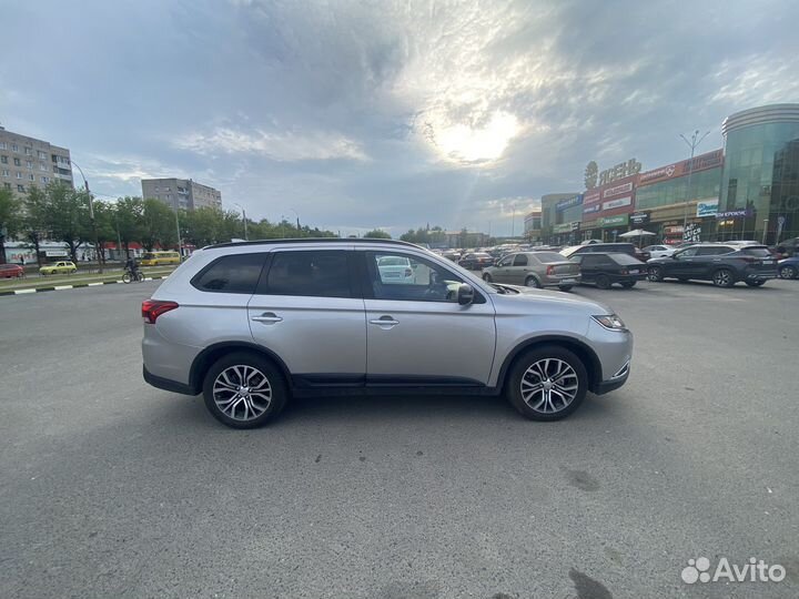 Mitsubishi Outlander 2.4 CVT, 2018, 115 000 км