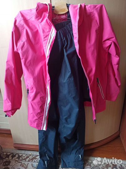 Куртка и штаны новые