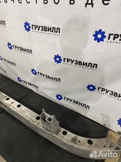 Усилитель бампера Volvo FH4 84210168