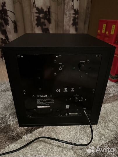 Сабвуфер yamaha NS-SW050