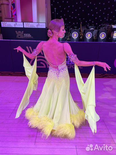 Платье для стандарта