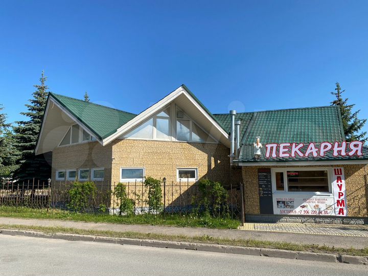 Продам торговое помещение, 220 м²