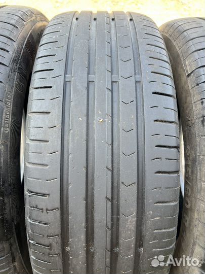 Continental ContiPremiumContact 5 215/60 R17 96H