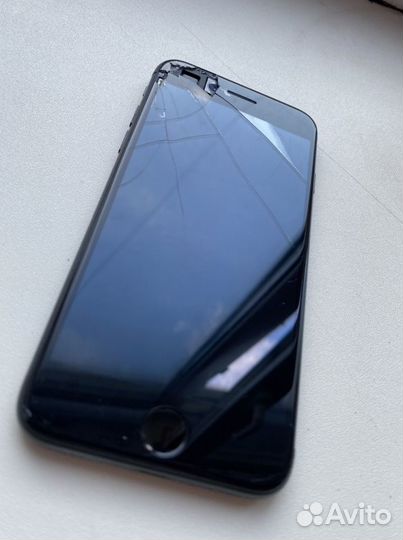 Телефон iPhone 7 128gb