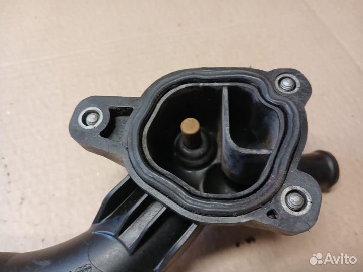Корпус термостата Opel Astra J 1.4 turbo