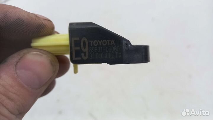 Датчик удара Toyota Camry XV50