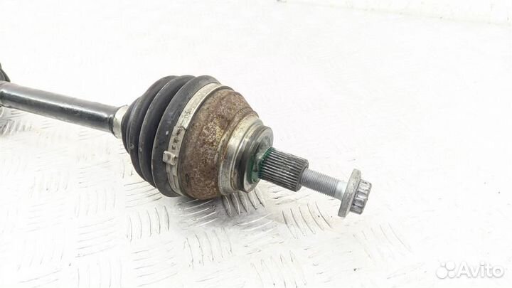 3Q0407271C Полуось передняя левая (приводной вал