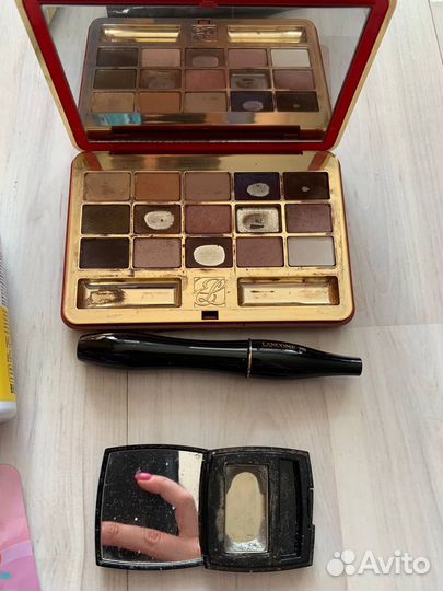 Набор косметики пакетом новая