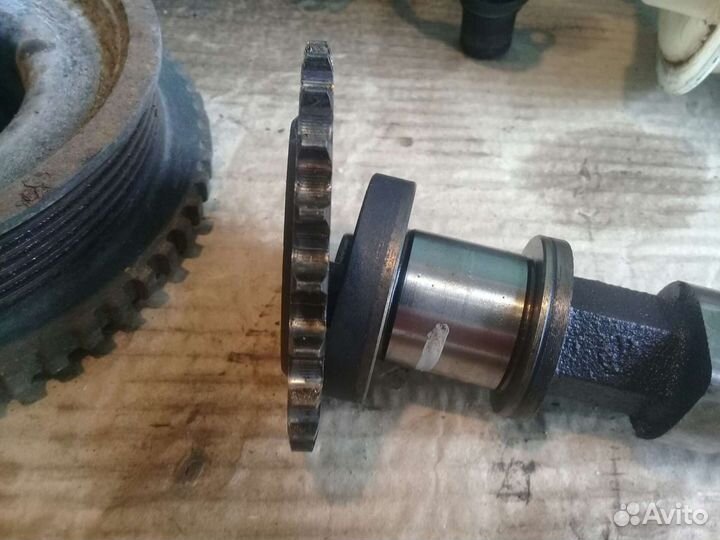 Звездочка впускного распредвала Nissan March K11