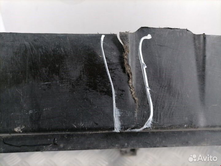 Панель передняя (телевизор) для Volkswagen Golf 4