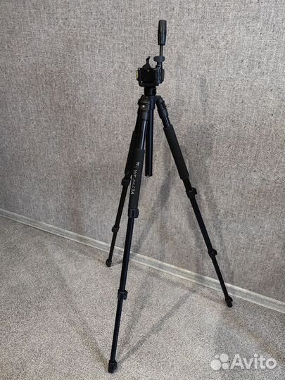 Штатив для фото/видеокамер