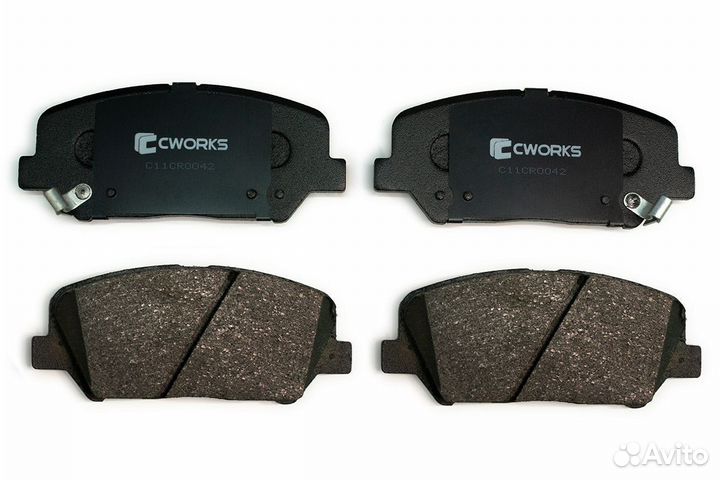 Тормозные колодки передние (Low Metall