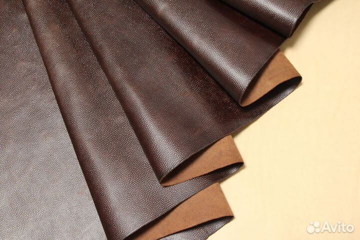 Шагрень с восковой отделкой. Галантерейная кожа