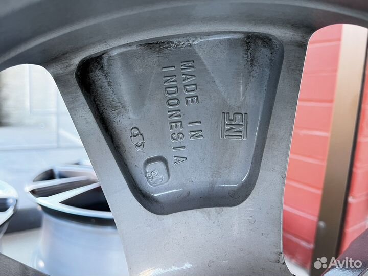 Оригинал С японии lexus UX единственные по РФ