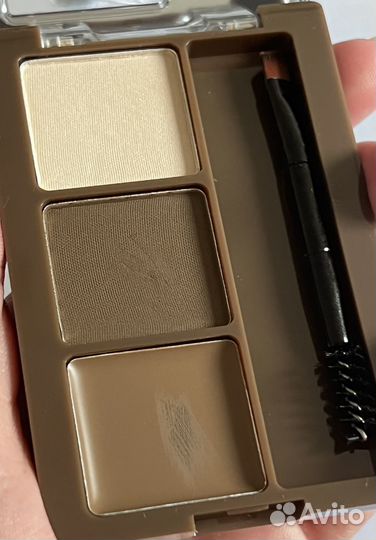 Палетка набор для бровей Vivienne Sabo 01