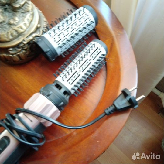 Фен щетка вращающаяся