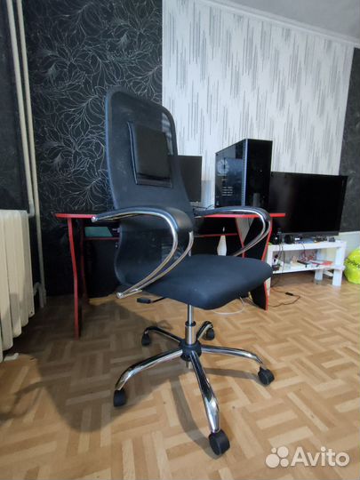 Компьютерное кресло