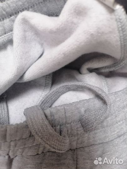 Новые тёплые брюки +футболка futurino р 134