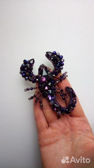 Брошь-скорпион