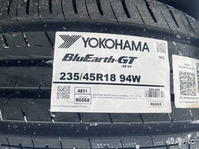 Yokohama BluEarth-GT AE-51 235/45 R18 94W