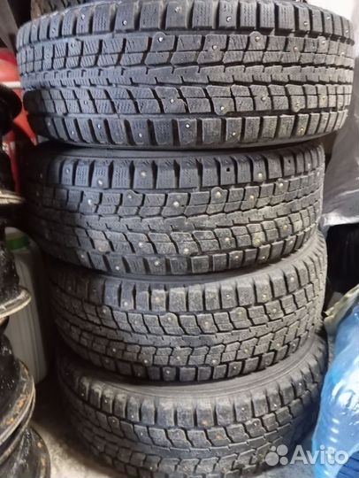 Dunlop SP Winter Ice 01 195/65 R15