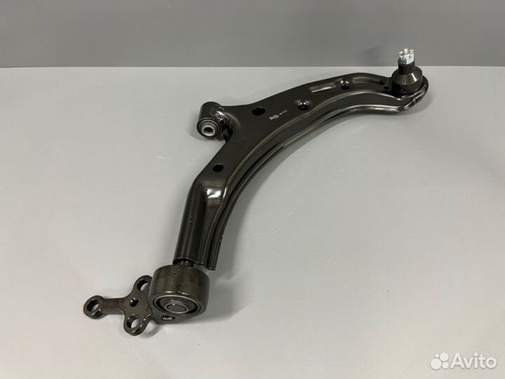 Рычаг передний правый Nissan Almera N16