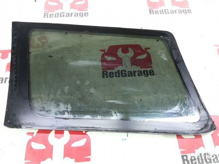 Стекло багажника заднее правое Nissan Patrol Y61