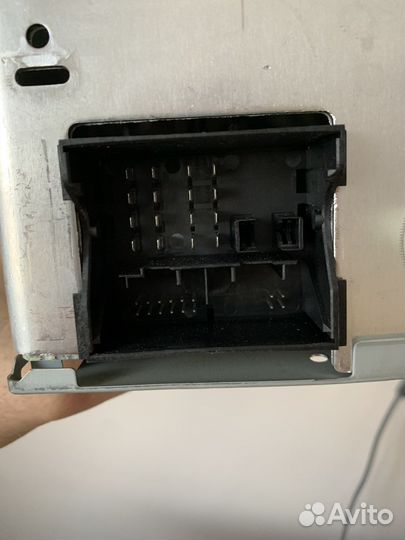 Магнитола Sony на Ford