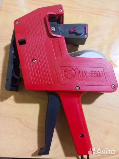 Этикет пистолет