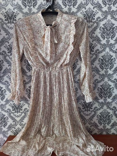 Платье женское