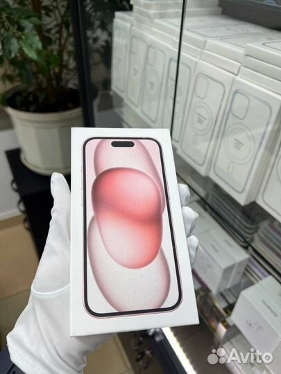 iPhone 15, 256 ГБ